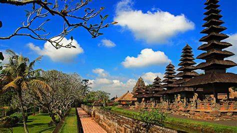 Taman Ayun Temple, Bali tour, Bali trip, Bali driver